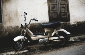 how to lubricate throttle cable on a scooter
